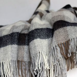 Luxury 100% natural wool throw in neutral color