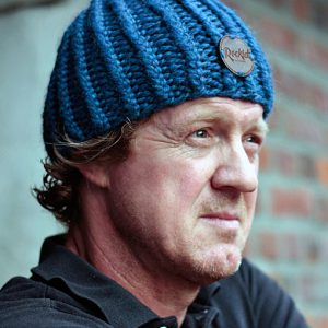 Soft alpaca wool men’s beanie for hiking and travel