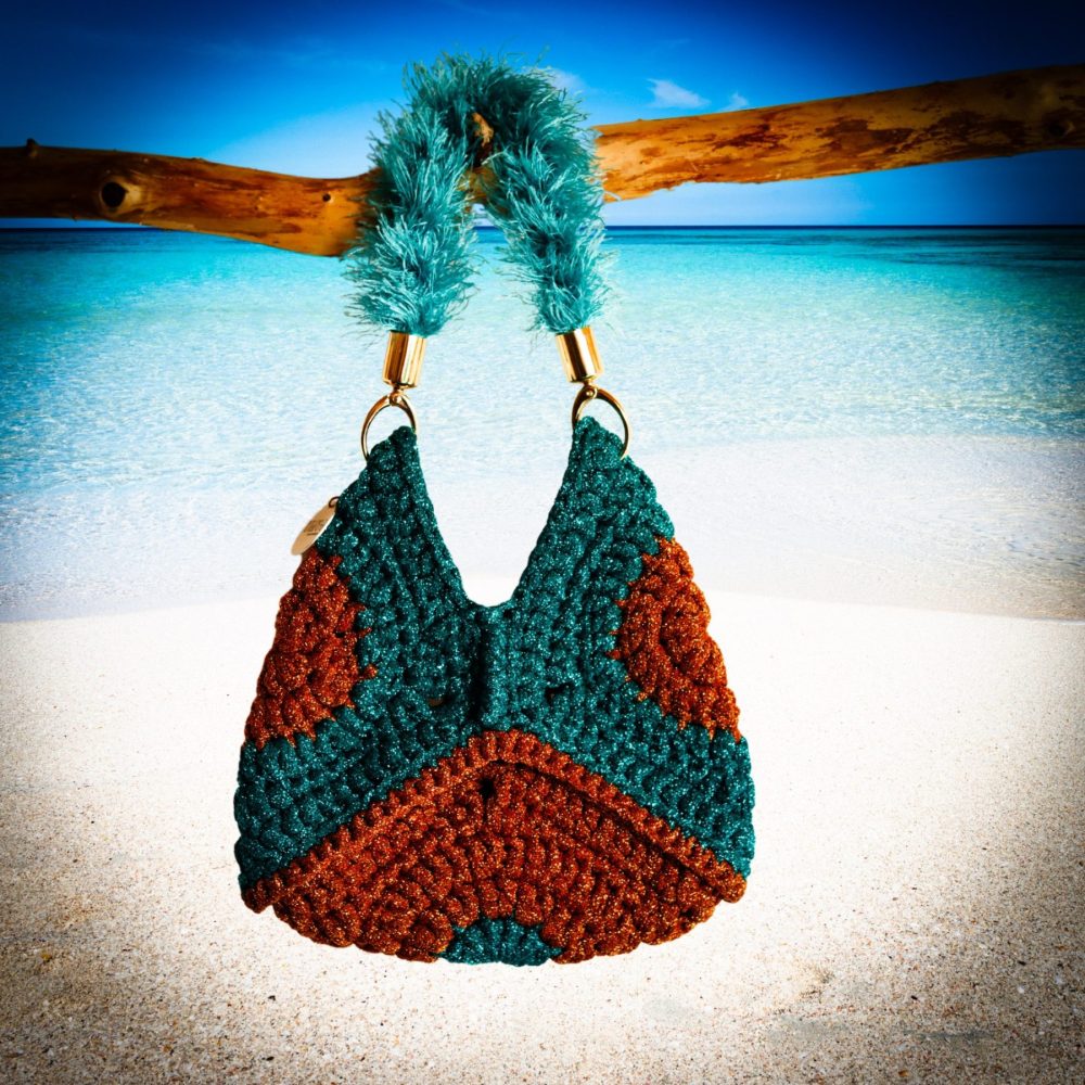 Gehaakte boho clutch tas van garen uit Milaan, handgemaakt, uniek en perfect als accessoire of cadeau